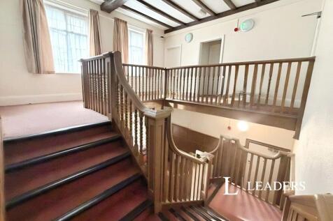 Midanbury Lane, Southampton, Hampshire, SO18 photo 5