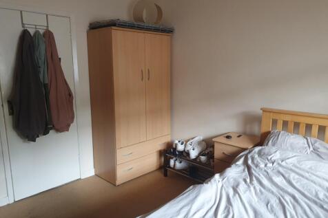 Omdurman Court, Highfield photo 4