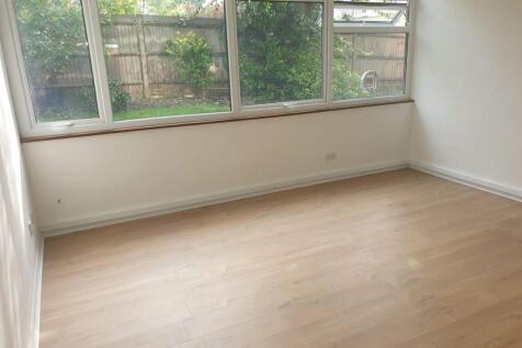 210, Parchmore Road, Thornton Heath, CR7 photo 3
