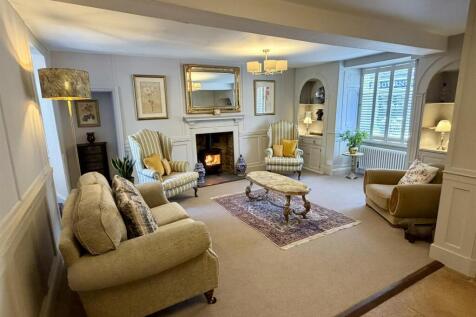 Drawing Room.JPEG