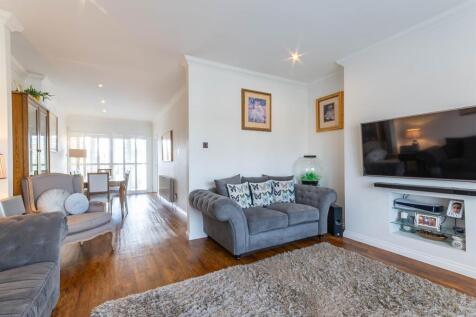 Lounge Dining Room