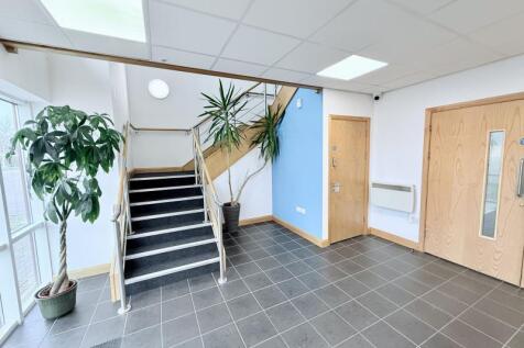 Office to rent Image 4