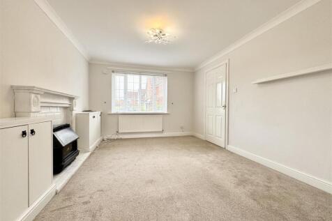 Blorenge Court, Ingleby Barwick, Stockton-On-Tees photo 4