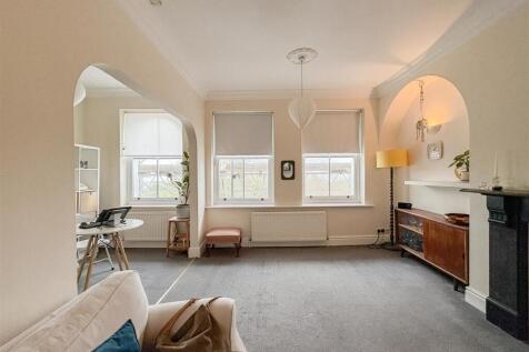 Kitchen / Living Room