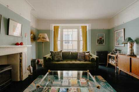 Croft-Hastings-HighStreet-Interior-5