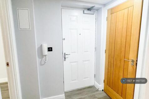 Crawley Green Road, Luton, LU2 photo 5