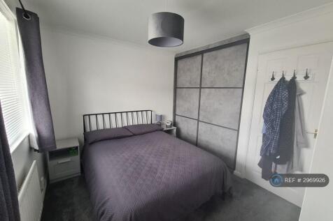 Bedroom 1 With New Wardrobe Doors