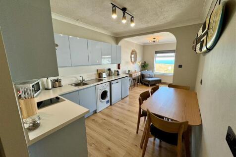 6 Vayn Prasada Kitchen