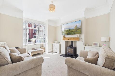 Lounge: