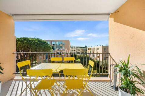 renovated apartment Saint-Tropez