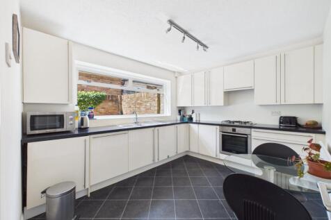 Kitchen Breakfast Rm