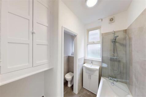 Winns Avenue, Walthamstow, E17 photo 3