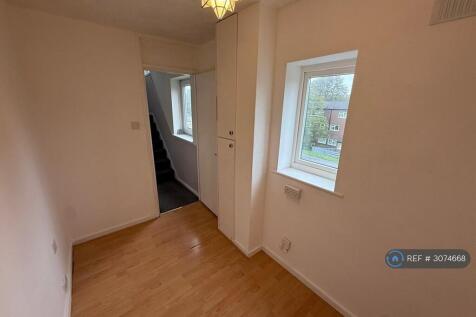 Rossefield Terrace, Leeds, LS13 photo 4