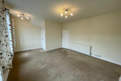 Coombe Lane, Raynes Park, Merton photo 3