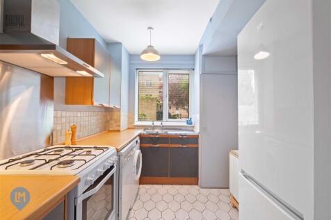 Kitchen LM.jpg