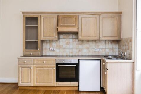 Flat 4, 6 Kensington Place, Bath, BA1 6AW-6.jpg