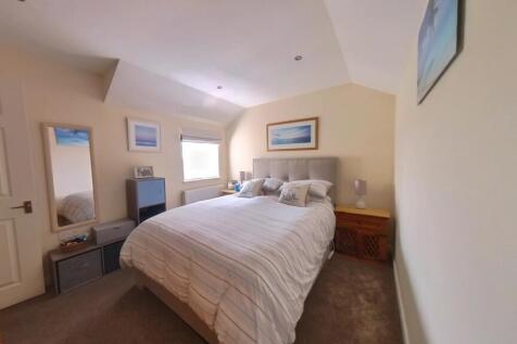 2 Bedroom - Flat 5 1