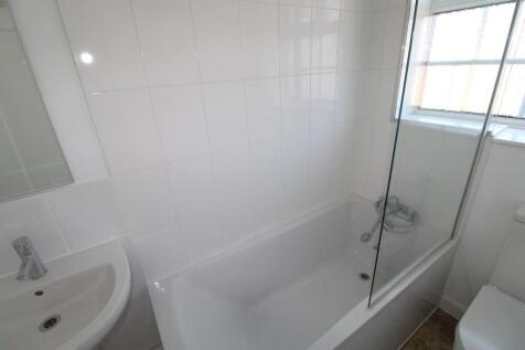 Footscray Road, London, London, SE9 photo 3