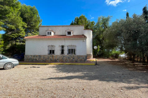 Albatera country house