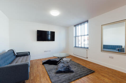 1-bed flat on Baxter Gate, Loughborough, £888/mo