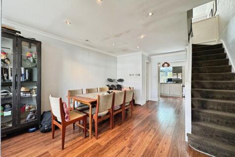Reception/dining area