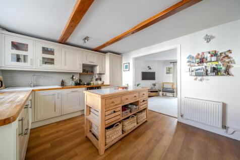 Kitchen To Sitting