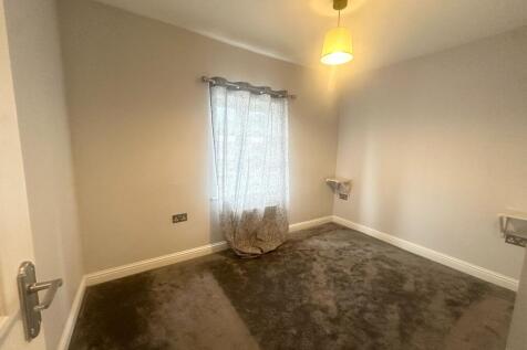 Nailsmiths Court, Littledean, Cinderford photo 5