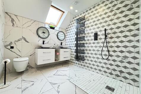 En-suite 1