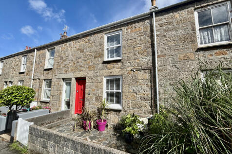 2 Bedroom Mid Terraced House for Sale