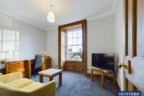 Office / Dining room