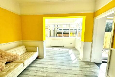 21 Meteor Road li...