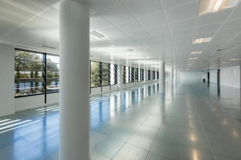 234 Bath Road  Slough Trading Estate Offices 4.j