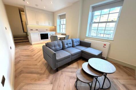 Living Room.jpg