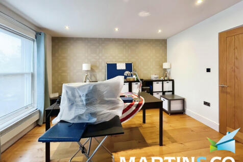 0077d638-IMG-2024...