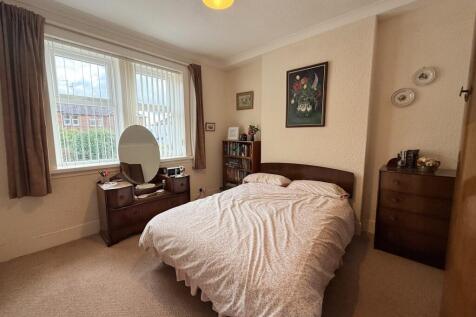 44 Rotchell Road, Dumfries, DG2 7SB - Braidwoods S