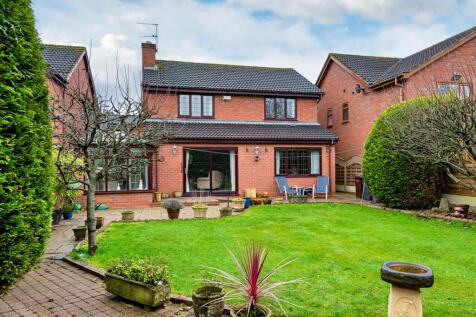 3 Cranmere Court-rear.jpg