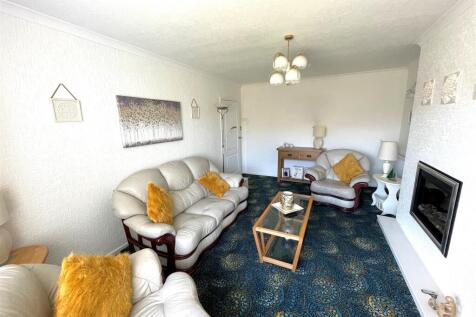 Lounge 2.jpg