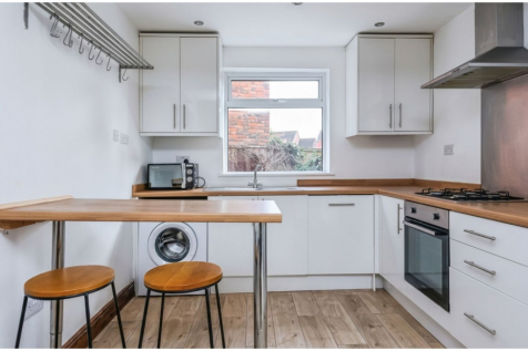 Charlbury Road, Nottingham, NG8 photo 3
