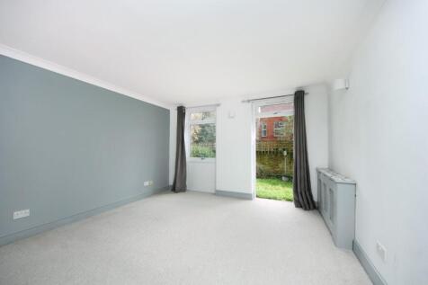 St Leonards Rd (15).jpg