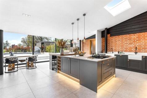 Kitchen/Breakfast