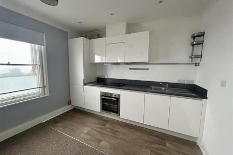 Kitchen / Living Room