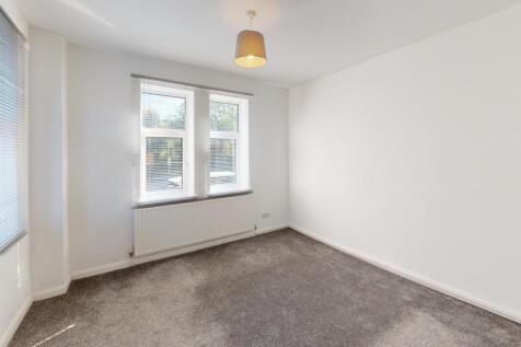 1 Albert Avenue, Nuthall, Nottingham, NG16 1DZ photo 4
