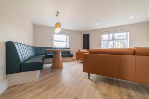 6-bed flat on Merthyr Street, Cathays , £3,720/mo