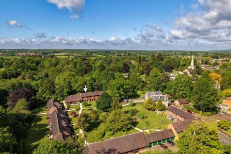 Parsonage Court, West Malling1.jpg
