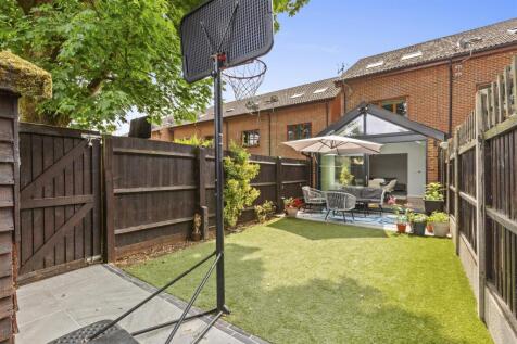 John North Close-13.jpg