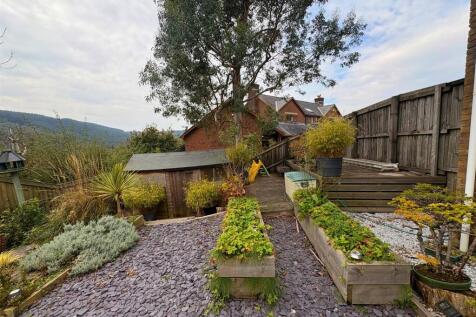 Rear Garden c (edit).jpg