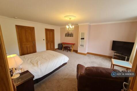 Ensuite Bedroom
