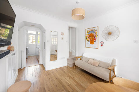 240 Derinton Road-4
