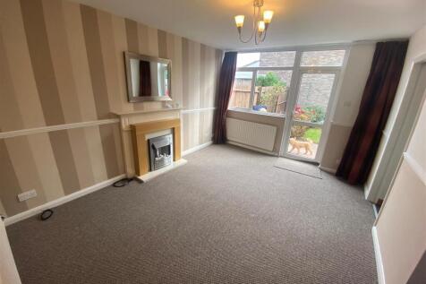 Hendre Close, Tile Hill, Coventry photo 5