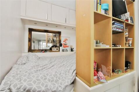 Studio Room